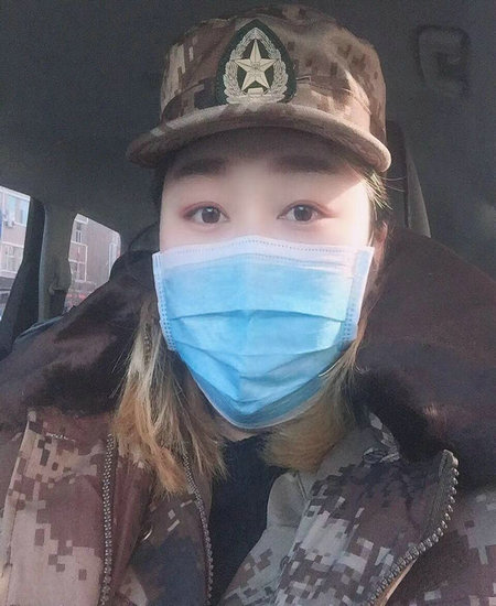 援助湖北医疗队队员血液风湿科一病区朱星羽